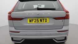 2025 (25) VOLVO XC60 2.0 B5P Plus Dark 5dr AWD Geartronic 5426075