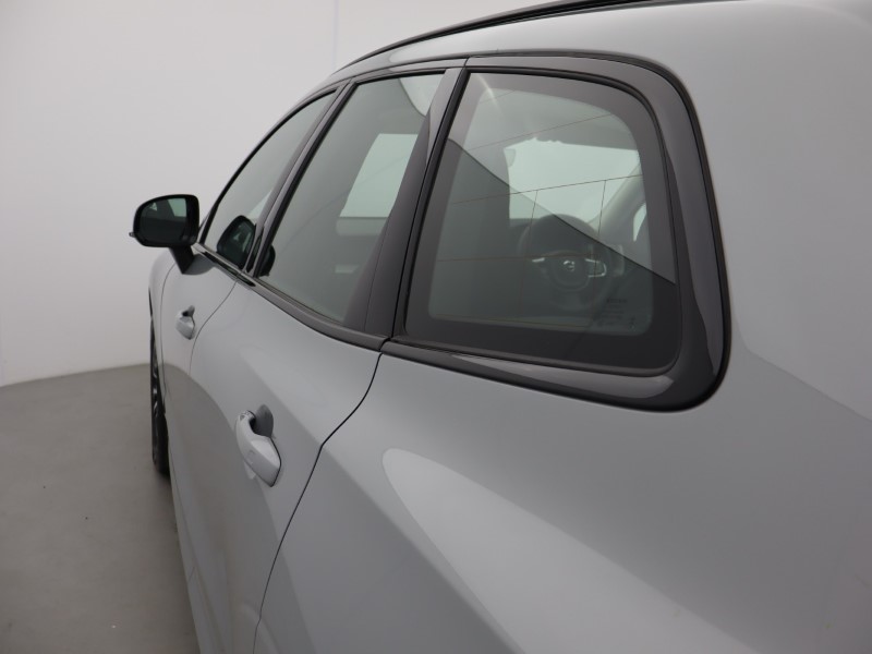 2025 (25) VOLVO XC60 2.0 B5P Plus Dark 5dr AWD Geartronic 5426070