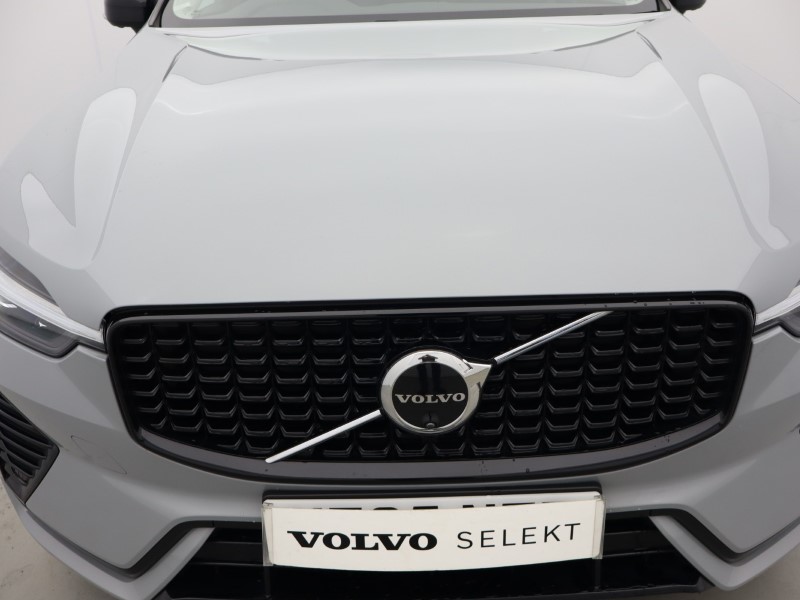 2025 (25) VOLVO XC60 2.0 B5P Plus Dark 5dr AWD Geartronic 5426061