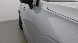2025 (25) VOLVO XC60 2.0 B5P Plus Dark 5dr AWD Geartronic 5426063