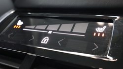 2025 (25) VOLVO XC60 2.0 B5P Plus Dark 5dr AWD Geartronic 5426096
