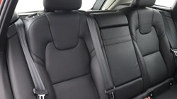 2021 (21) VOLVO XC60 2.0 B4D Momentum 5dr Geartronic 5519038