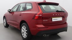 2021 (21) VOLVO XC60 2.0 B4D Momentum 5dr Geartronic 5706115