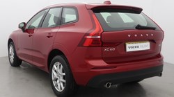 2021 (21) VOLVO XC60 2.0 B4D Momentum 5dr Geartronic 5519006