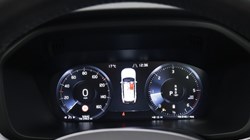 2021 (21) VOLVO XC60 2.0 B4D Momentum 5dr Geartronic 5519045