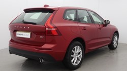 2021 (21) VOLVO XC60 2.0 B4D Momentum 5dr Geartronic 5519007