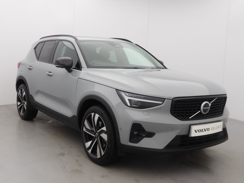 2025 (75) VOLVO XC40 2.0 B4P Ultra Dark 5dr Auto