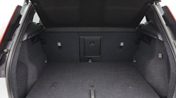 2025 (75) VOLVO XC40 2.0 B4P Ultra Dark 5dr Auto 5390125