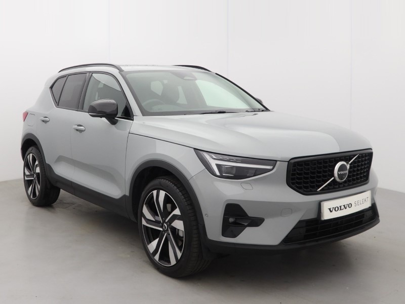 2025 (75) VOLVO XC40 2.0 B4P Ultra Dark 5dr Auto