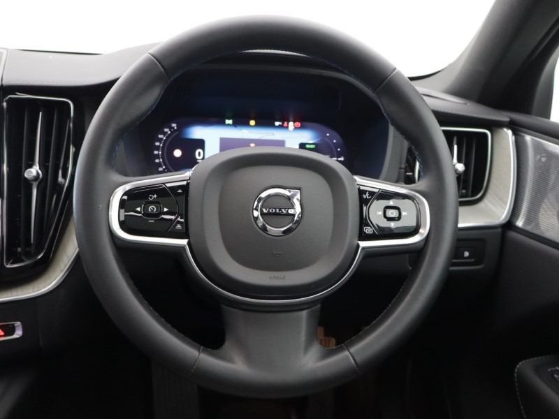 2023 (73) VOLVO XC60 2.0 T8 [455] RC PHEV Ultimate Dark 5dr AWD Gtron 5455592
