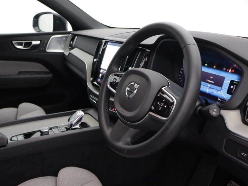 2023 (73) VOLVO XC60 2.0 T8 [455] RC PHEV Ultimate Dark 5dr AWD Gtron 5455578
