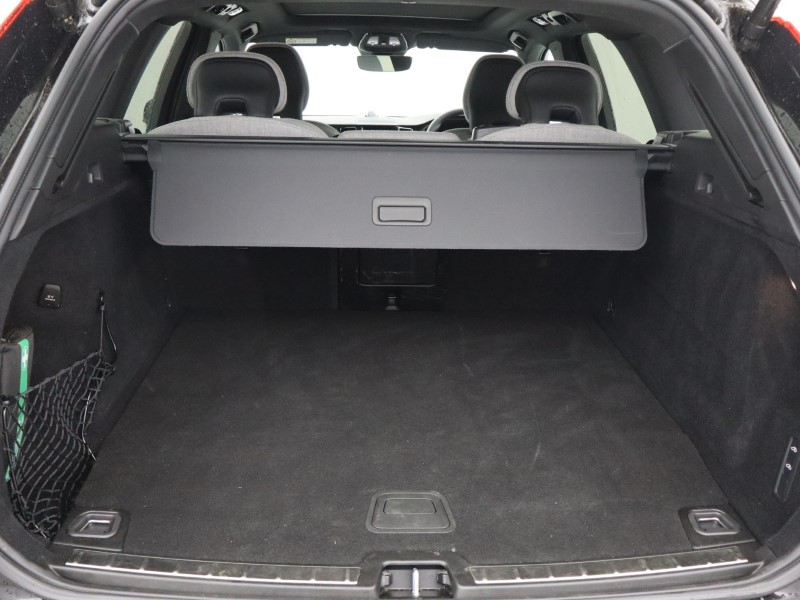 2023 (73) VOLVO XC60 2.0 T8 [455] RC PHEV Ultimate Dark 5dr AWD Gtron 5455562