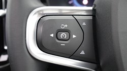 2024 (74) VOLVO XC40 2.0 B4P Ultra Dark 5dr Auto 5504614