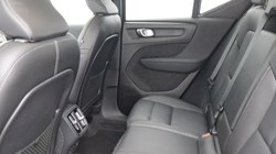 2024 (74) VOLVO XC40 2.0 B4P Ultra Dark 5dr Auto 5504590