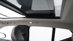 2024 (74) VOLVO XC40 2.0 B4P Ultra Dark 5dr Auto 5504592