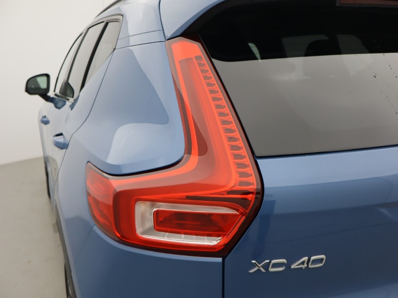 2024 (74) VOLVO XC40 2.0 B4P Ultra Dark 5dr Auto 5504580