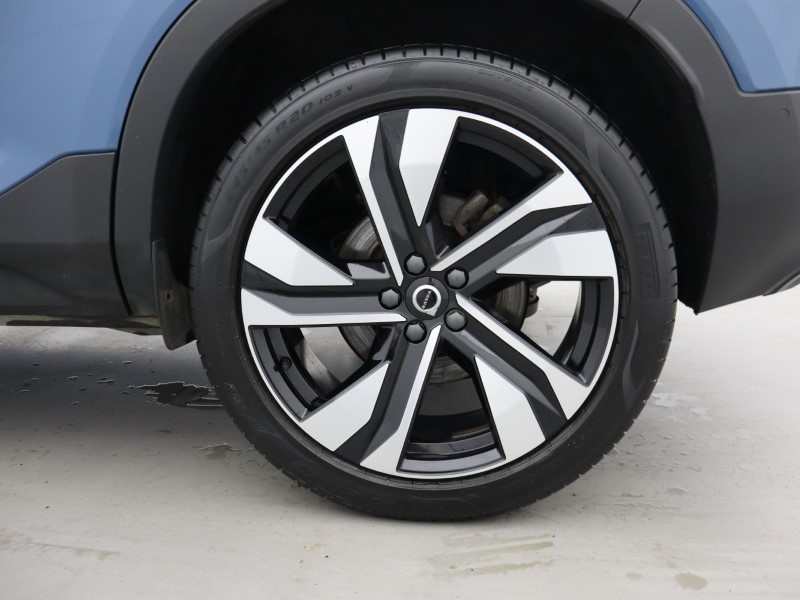 2024 (74) VOLVO XC40 2.0 B4P Ultra Dark 5dr Auto 5504586
