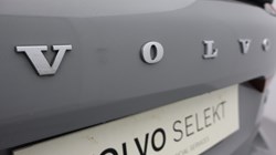 2024 (74) VOLVO XC60 2.0 B5P Core 5dr AWD Geartronic 5429569