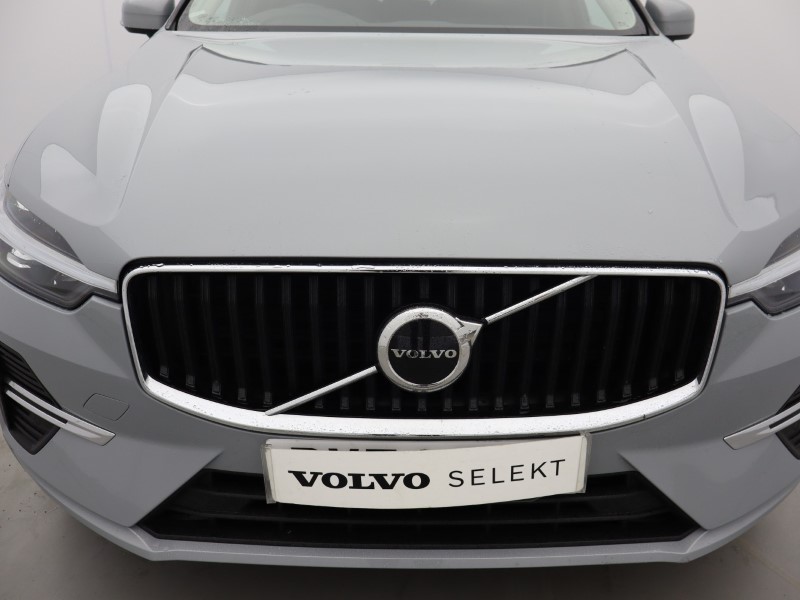 2024 (74) VOLVO XC60 2.0 B5P Core 5dr AWD Geartronic 5429564