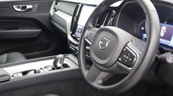 2024 (74) VOLVO XC60 2.0 B5P Core 5dr AWD Geartronic 5429585