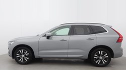 2024 (74) VOLVO XC60 2.0 B5P Core 5dr AWD Geartronic 5429557