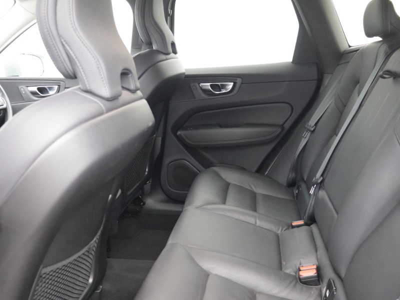 2024 (74) VOLVO XC60 2.0 B5P Core 5dr AWD Geartronic 5429578