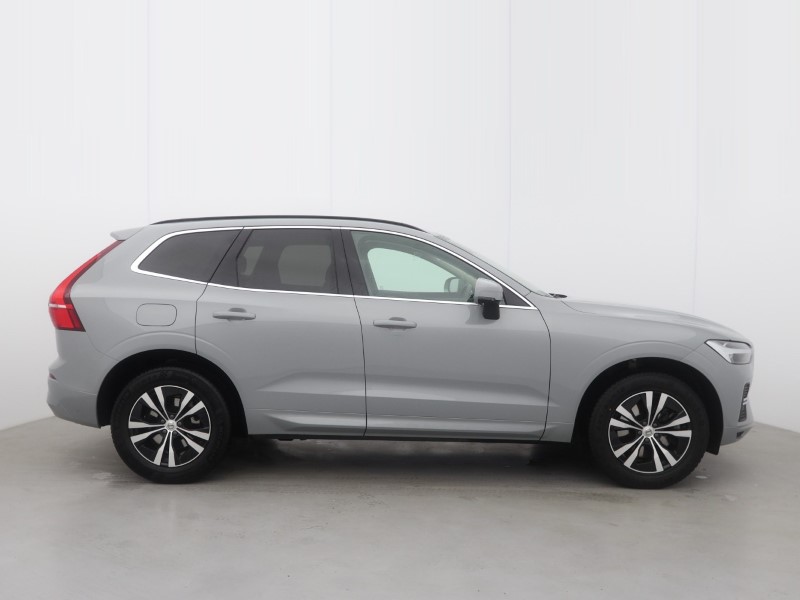 2024 (74) VOLVO XC60 2.0 B5P Core 5dr AWD Geartronic 5429558
