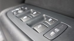 2024 (74) VOLVO XC60 2.0 B5P Core 5dr AWD Geartronic 5429582