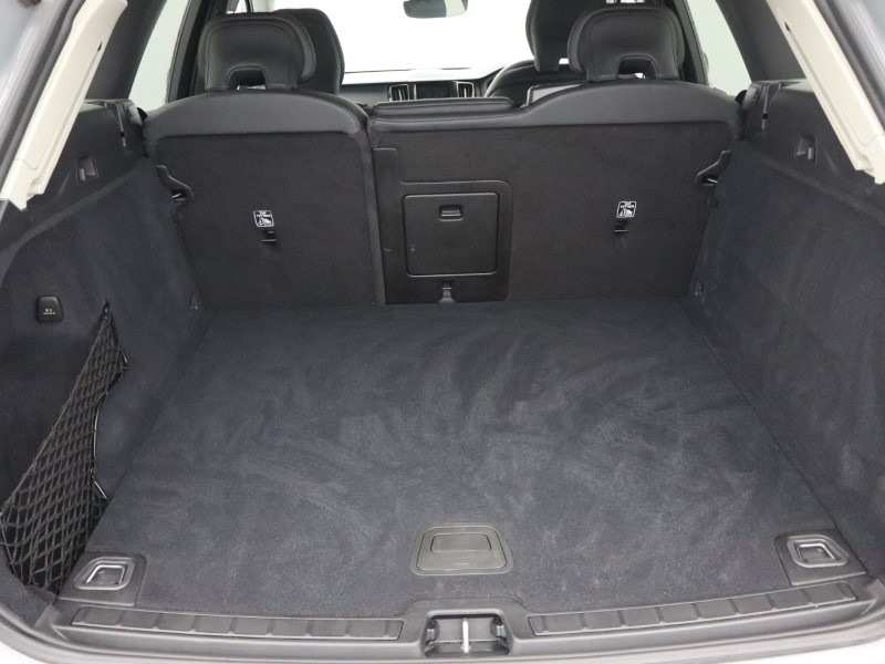 2024 (74) VOLVO XC60 2.0 B5P Core 5dr AWD Geartronic 5429571
