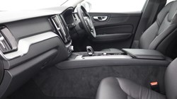 2024 (74) VOLVO XC60 2.0 B5P Core 5dr AWD Geartronic 5429577