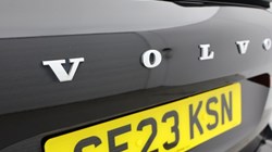 2023 (23) VOLVO XC60 2.0 B5P Ultimate Dark 5dr AWD Geartronic 5435099