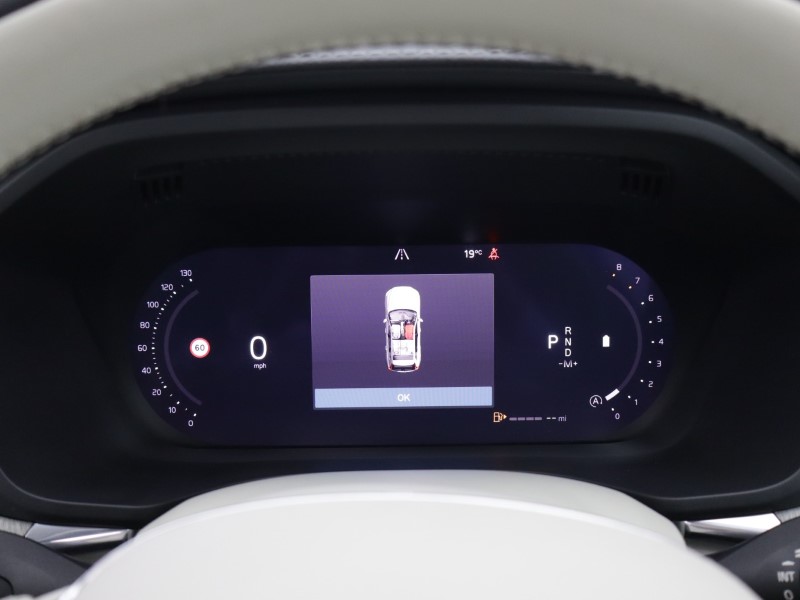2023 (23) VOLVO XC60 2.0 B5P Ultimate Dark 5dr AWD Geartronic 5435137