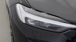 2023 (23) VOLVO XC60 2.0 B5P Ultimate Dark 5dr AWD Geartronic 5435092
