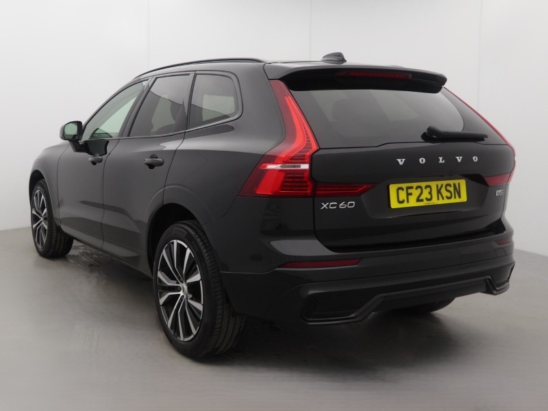 2023 (23) VOLVO XC60 2.0 B5P Ultimate Dark 5dr AWD Geartronic 5706185