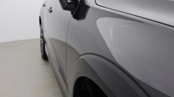2023 (23) VOLVO XC60 2.0 B5P Ultimate Dark 5dr AWD Geartronic 5435097