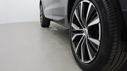 2023 (23) VOLVO XC60 2.0 B5P Ultimate Dark 5dr AWD Geartronic 5435107