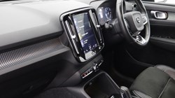 2018 (68) VOLVO XC40 2.0 D3 R DESIGN 5dr AWD Geartronic 5436967