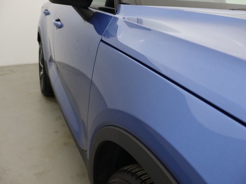 2018 (68) VOLVO XC40 2.0 D3 R DESIGN 5dr AWD Geartronic 5436945