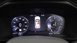 2018 (68) VOLVO XC40 2.0 D3 R DESIGN 5dr AWD Geartronic 5436977