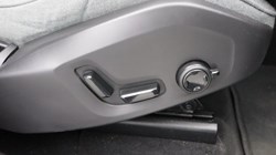 2021 (71) VOLVO XC60 2.0 T6 Recharge PHEV Inscription 5dr AWD Auto 5448195