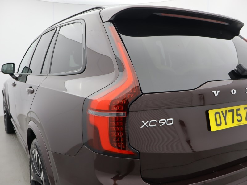 2025 (75) VOLVO XC90 2.0 B5P Ultra Dark 5dr AWD Geartronic 5466313
