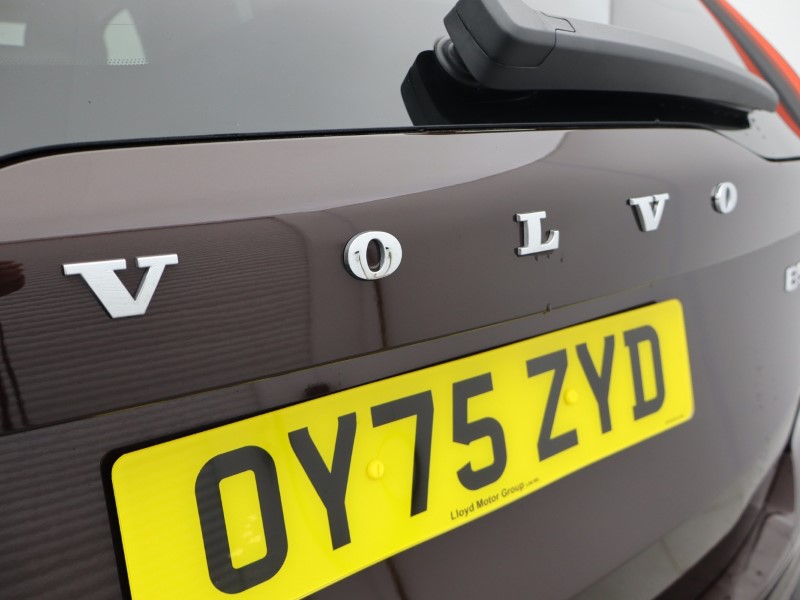 2025 (75) VOLVO XC90 2.0 B5P Ultra Dark 5dr AWD Geartronic 5466314