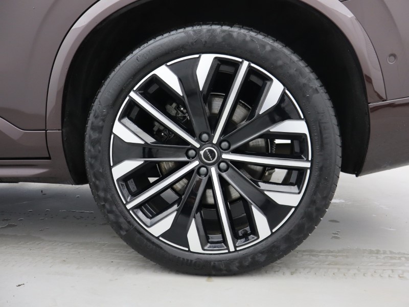 2025 (75) VOLVO XC90 2.0 B5P Ultra Dark 5dr AWD Geartronic 5466319