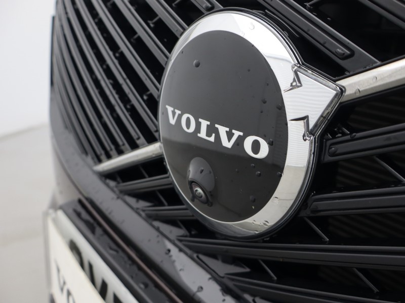 2025 (75) VOLVO XC90 2.0 B5P Ultra Dark 5dr AWD Geartronic 5466309