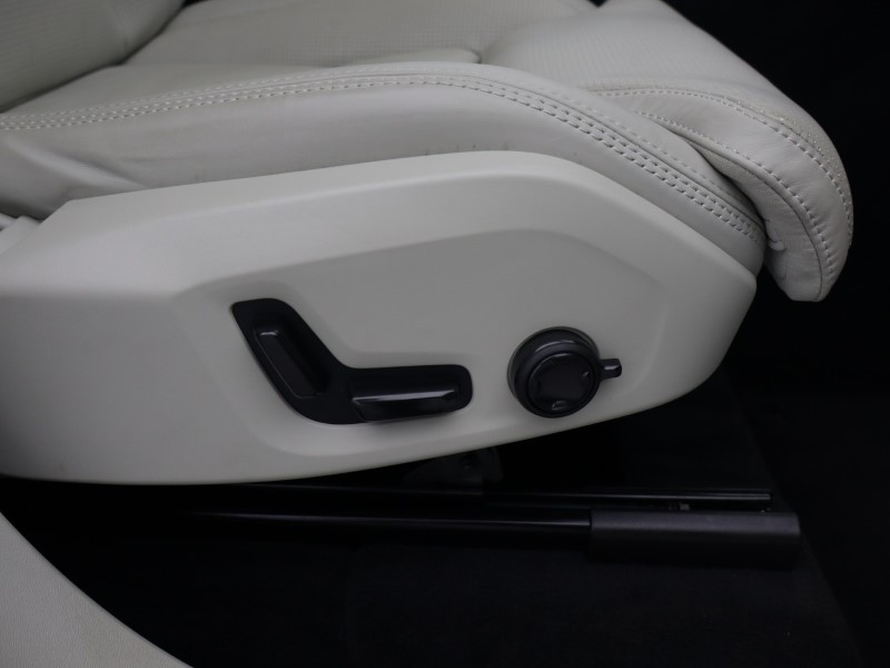 2025 (75) VOLVO XC90 2.0 B5P Ultra Dark 5dr AWD Geartronic 5466330