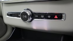 2025 (75) VOLVO XC90 2.0 B5P Ultra Dark 5dr AWD Geartronic 5466358