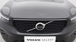 2025 (75) VOLVO XC40 2.0 B4P Ultra Dark 5dr Auto 5446855
