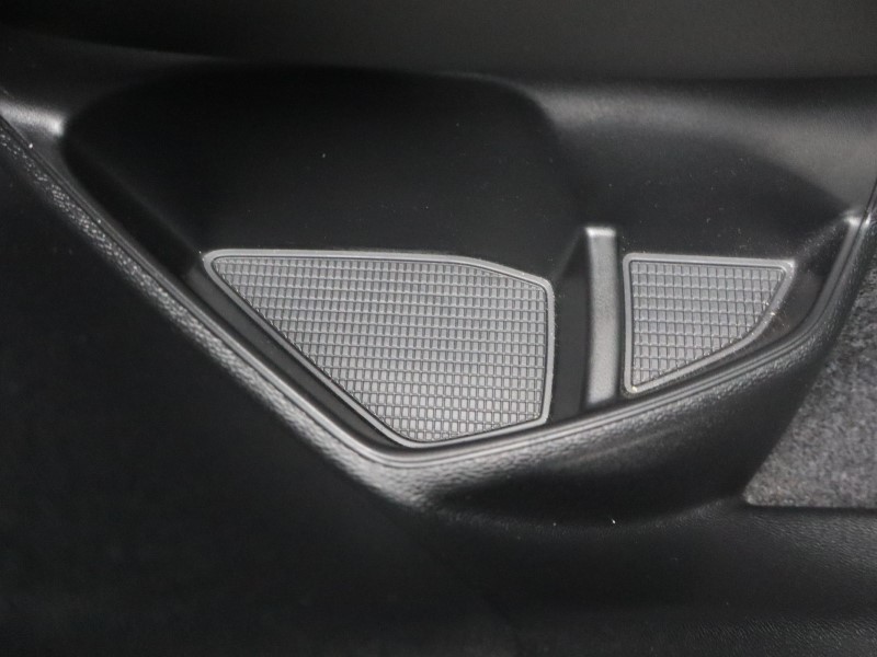 2025 (75) VOLVO XC40 2.0 B4P Ultra Dark 5dr Auto 5446830
