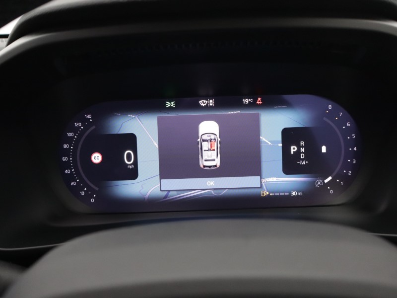 2025 (75) VOLVO XC40 2.0 B4P Ultra Dark 5dr Auto 5446839