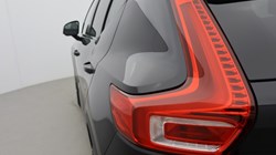 2025 (75) VOLVO XC40 2.0 B4P Ultra Dark 5dr Auto 5446806
